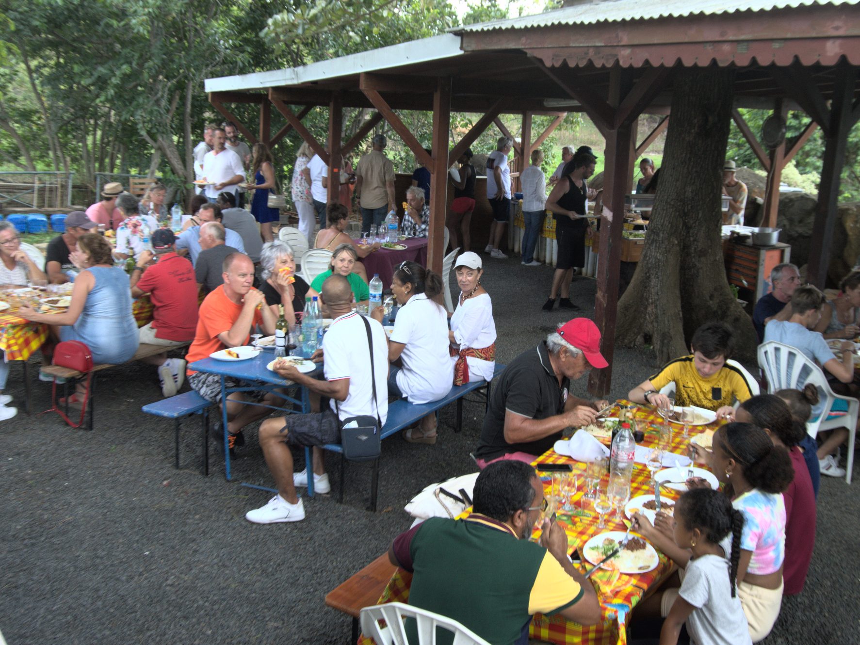 Gästetisch 22 DSC 9280 95 - Gästetisch