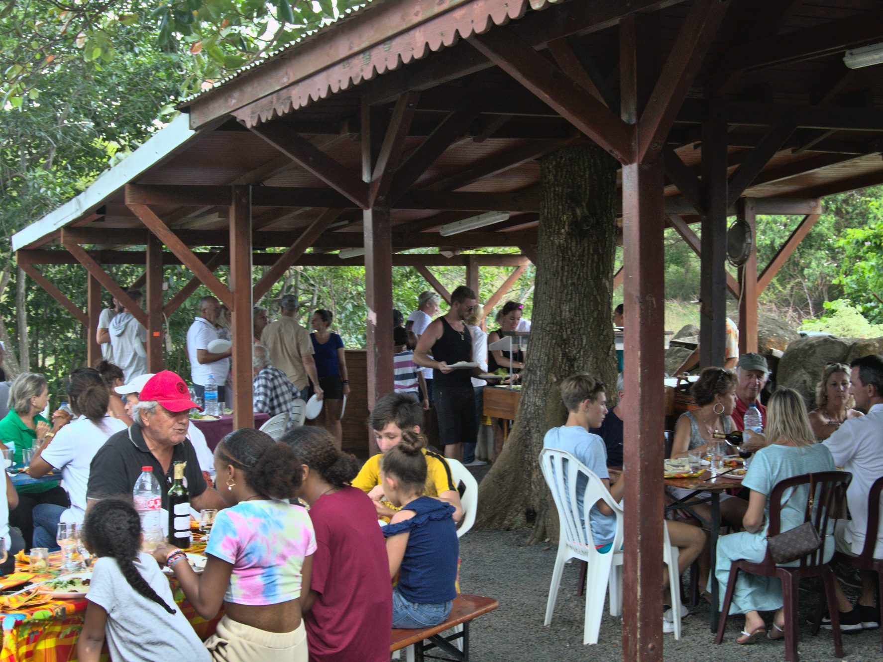 Gästetisch 12 DSC 9283 95 - Gästetisch